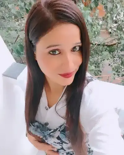 Call Girls in Connaught Place